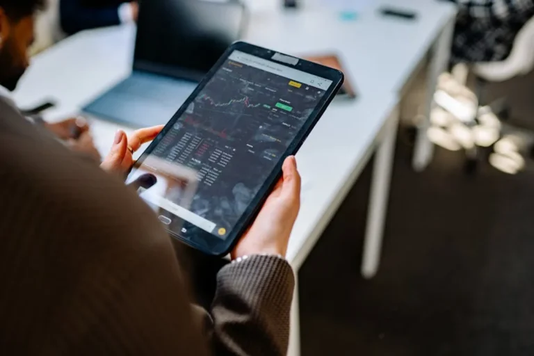 NFT Data Dashboards