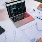 simplifydiggs.com Review: Search Intent, Trust, and Online Visibility: Crypto Angle
